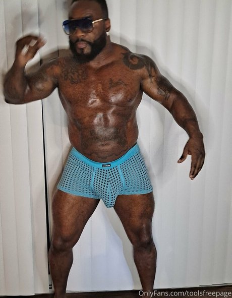 toolsfreepage erotic actress img