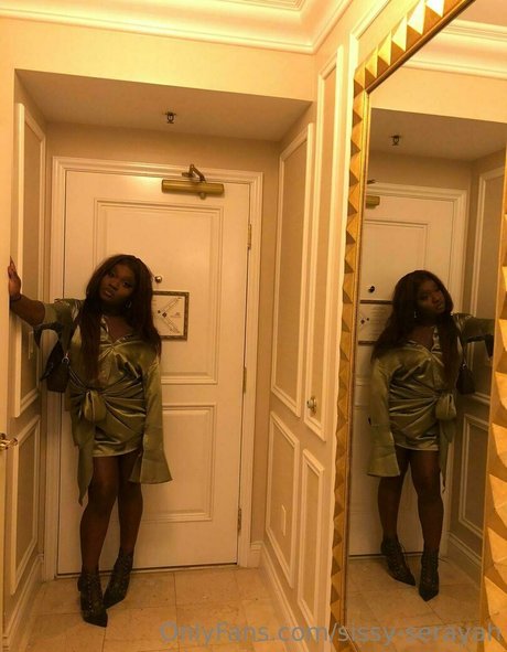 sissy serayah naked star galleries