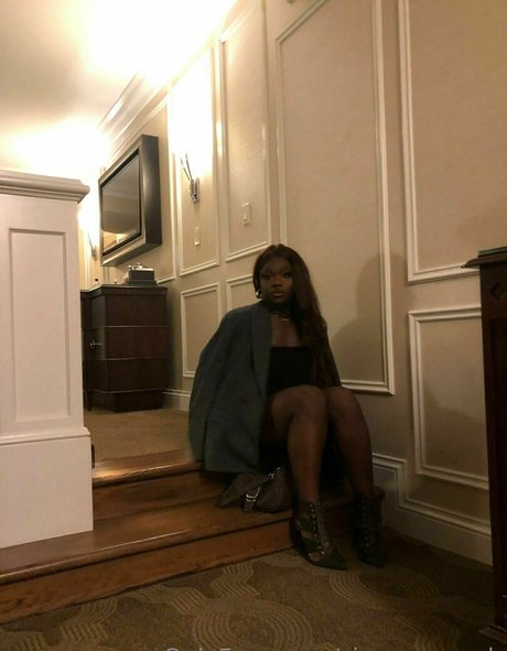 sissy serayah hot pornstar picture