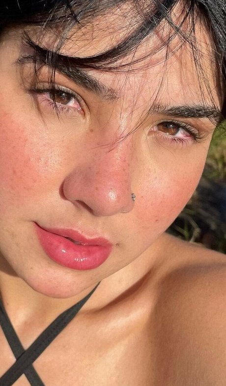 Isis Rodrigues nude actress photo