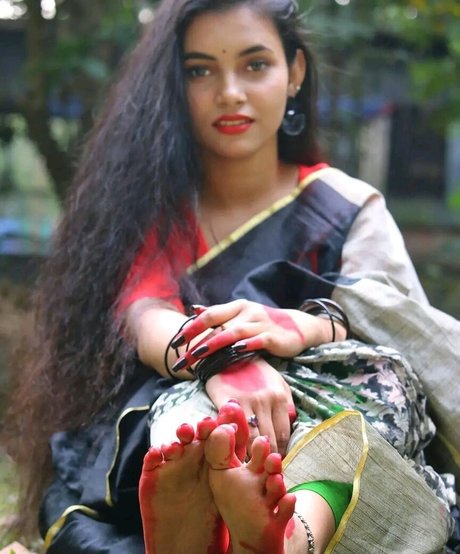 Arpa Roy pornstar nice img