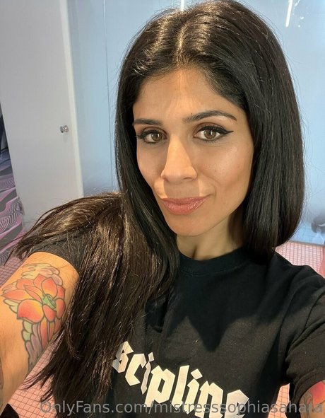 mature asian onlyfans hot nude img