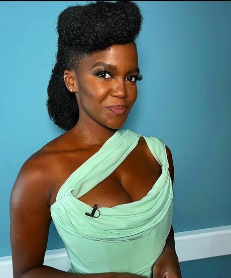 Oti Mabuse model sex images