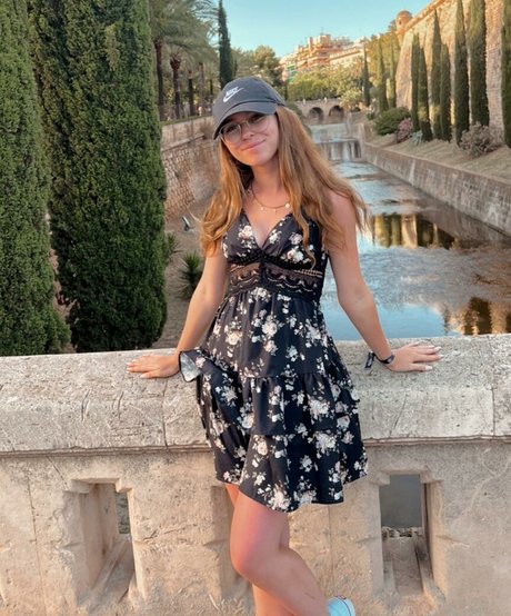 Anna Kauer erotic pornstar galleries