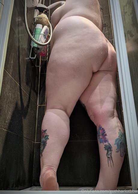 gothharlotbbw erotic model img