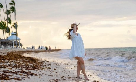 pawg teen onlyfans pornographic image