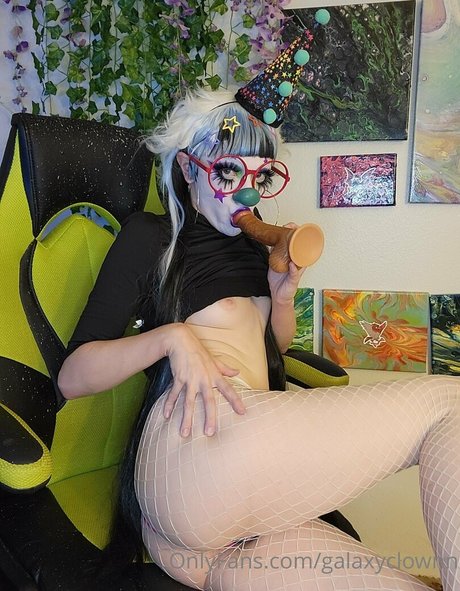 galaxyclownn star sex images