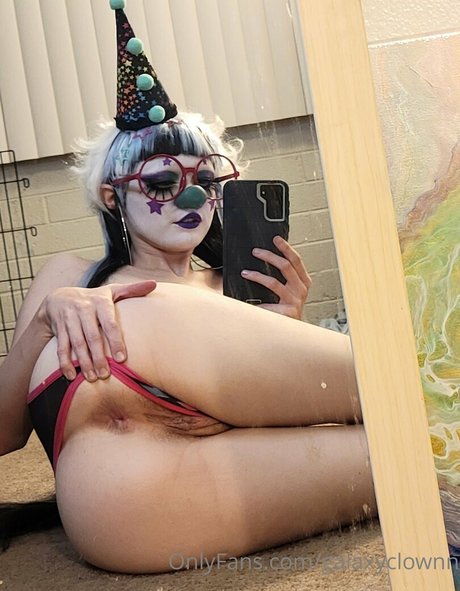 galaxyclownn model perfect gallery