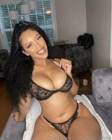 tylercamile model naked pic