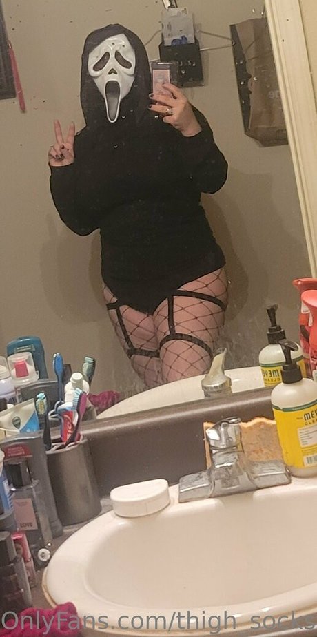 thigh socks pornographic model image