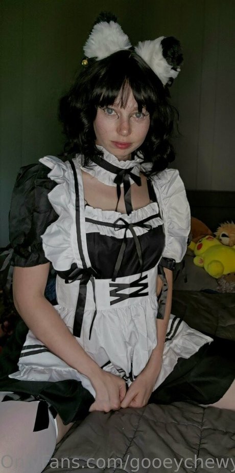 gooeychewycosplay free model image