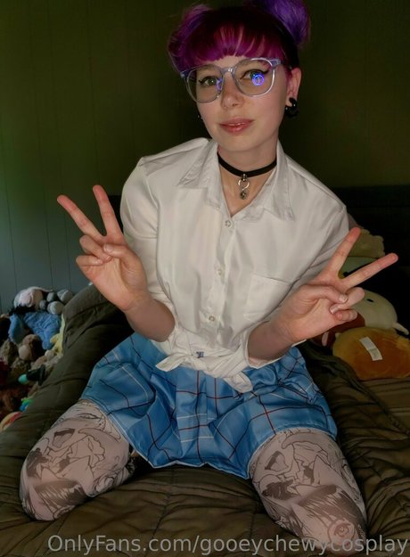 gooeychewycosplay sex actress pictures