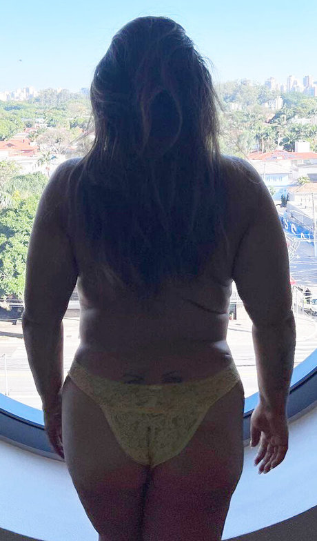 Preta Gil star high quality img