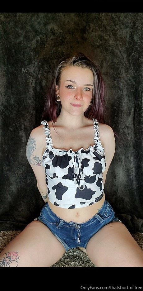 lilydarkofree star naked img