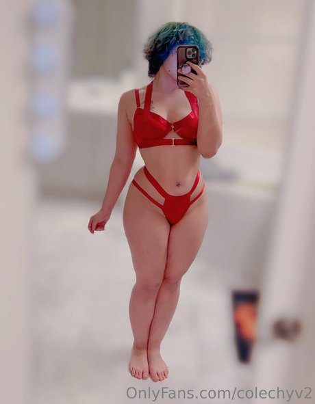 colechyv2 naked star pic