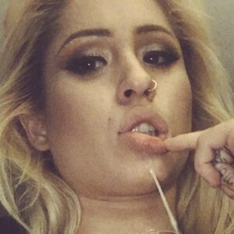 Goldie Glock pornstar hot archive