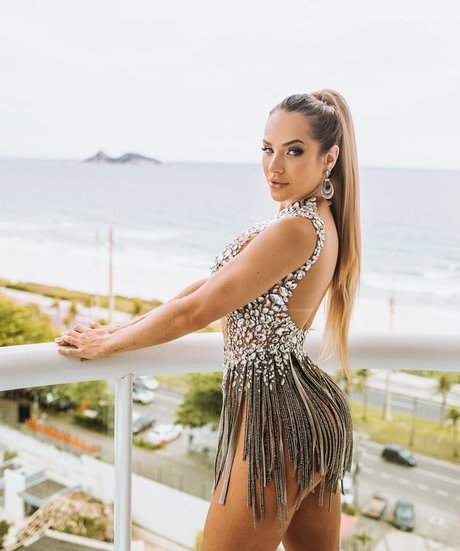 stepmom onlyfans art naked photo