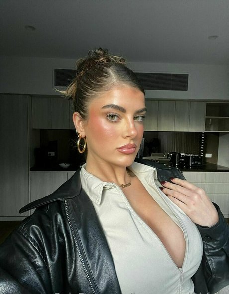 lanemeredithfree pretty actress photo