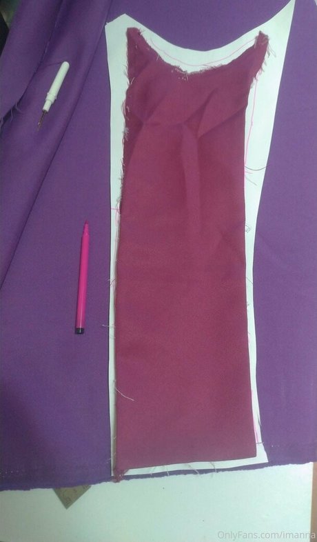 imanna nude model img