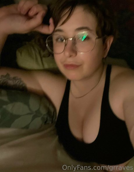 teen asian onlyfans exclusive images