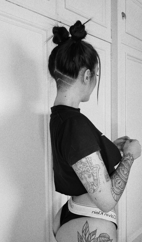 asian tattoo onlyfans sexy galleries