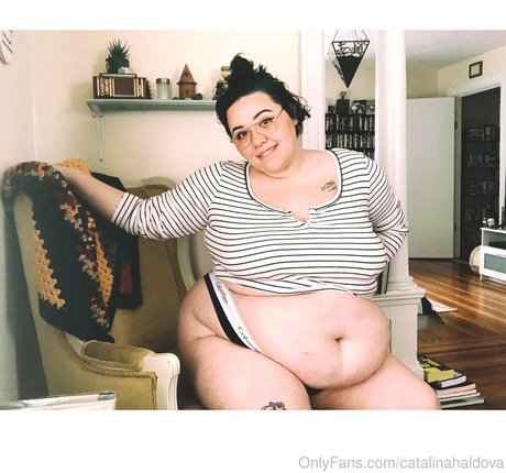 catalinahaldova exclusive model picture