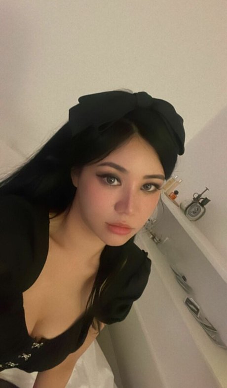 Bunniejin nice pornstar pic