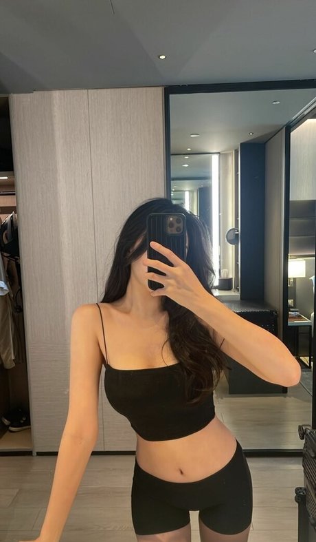 Bunniejin nude actress pics