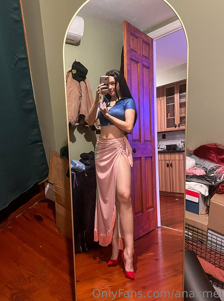 anaxmei model top gallery