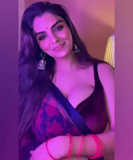 Anveshi Jain model pornographic images
