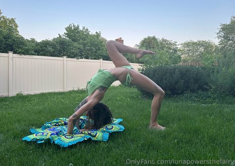 lunapowersthefairy pornstar perfect pic