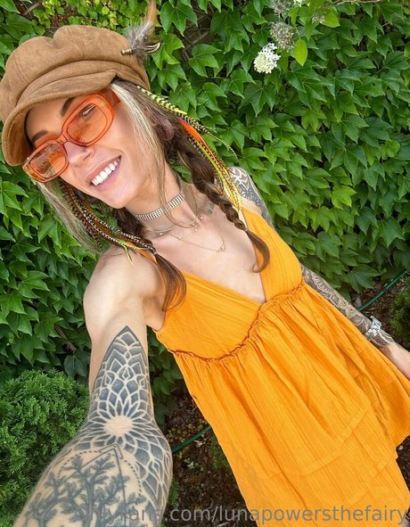 lunapowersthefairy model sexy galleries