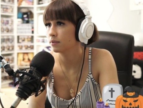 moms onlyfans art porn picture