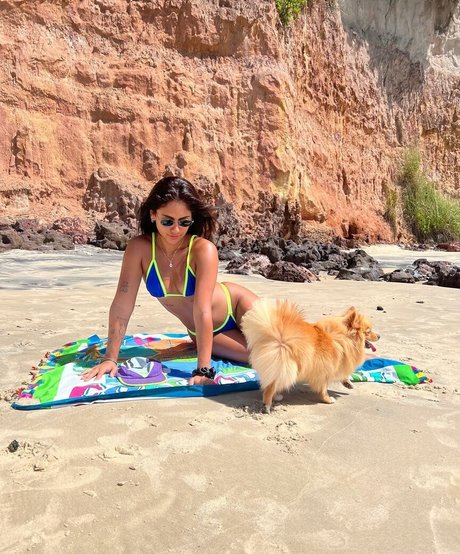 Julia Britz pornstar galleries