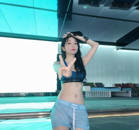 cumshot facial onlyfans beautiful nude archive