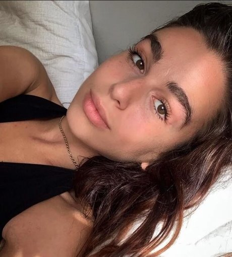 hairy teen pussy onlyfans hot naked img