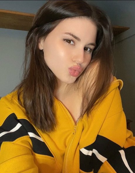 naughtylittleparker pretty model picture