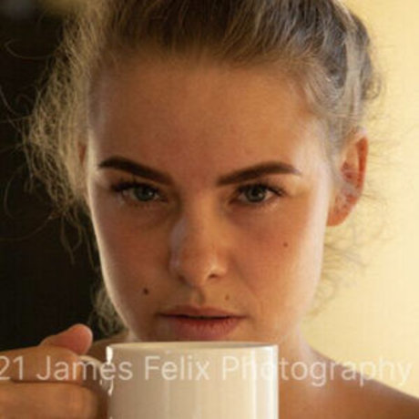 Guznenkova Valeria model naked picture