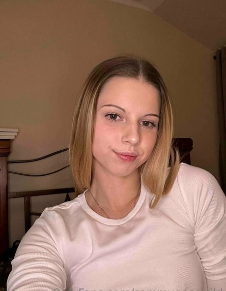 sammygoeswild porn model picture