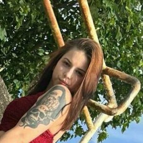 sammygoeswild perfect model image