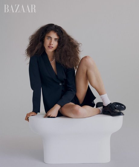 Margaret Qualley high quality actress pics