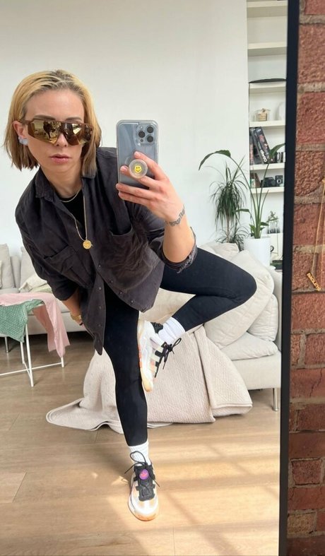 Julia Hardy hd pornstar photo