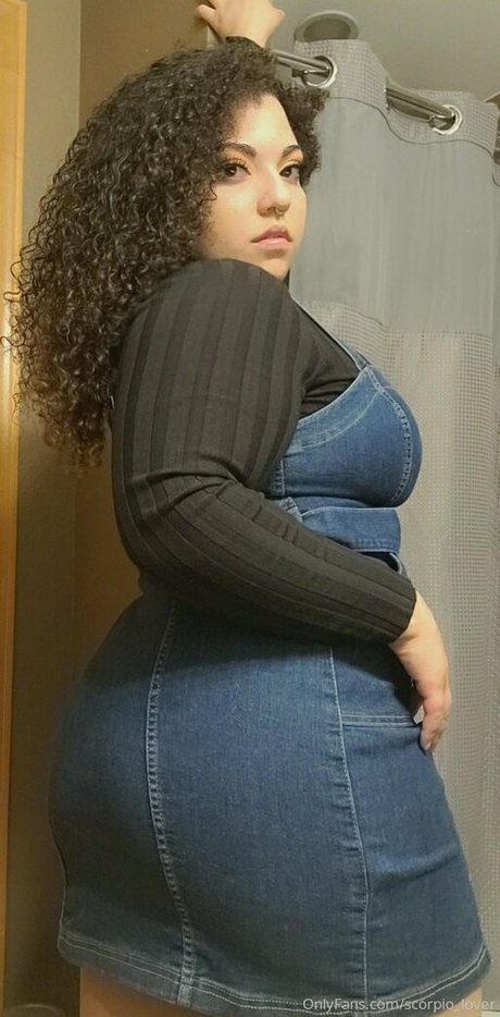 hot lips pornstar art pic