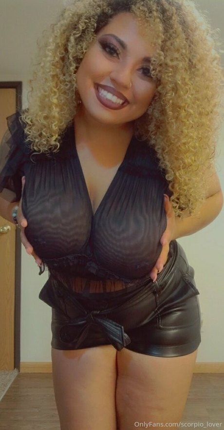 hot lips porn actress images