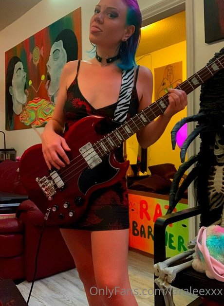 laraleexxx model gallery