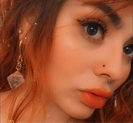 emilyelixer xxx actress pictures