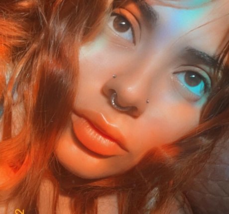 emilyelixer sex pornstar picture