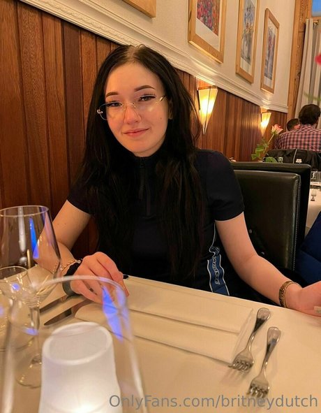 britneydutch model nice photos
