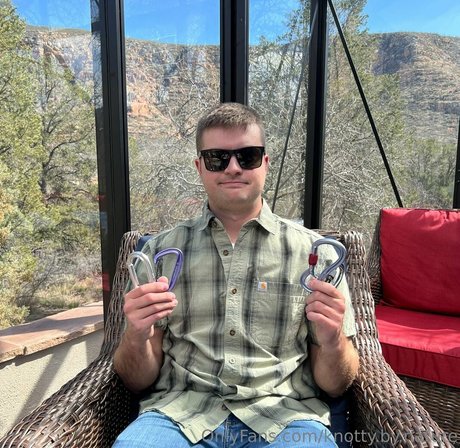 knotty by nature star nude gallery