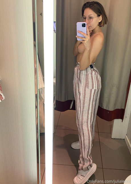 july juli model adult pictures